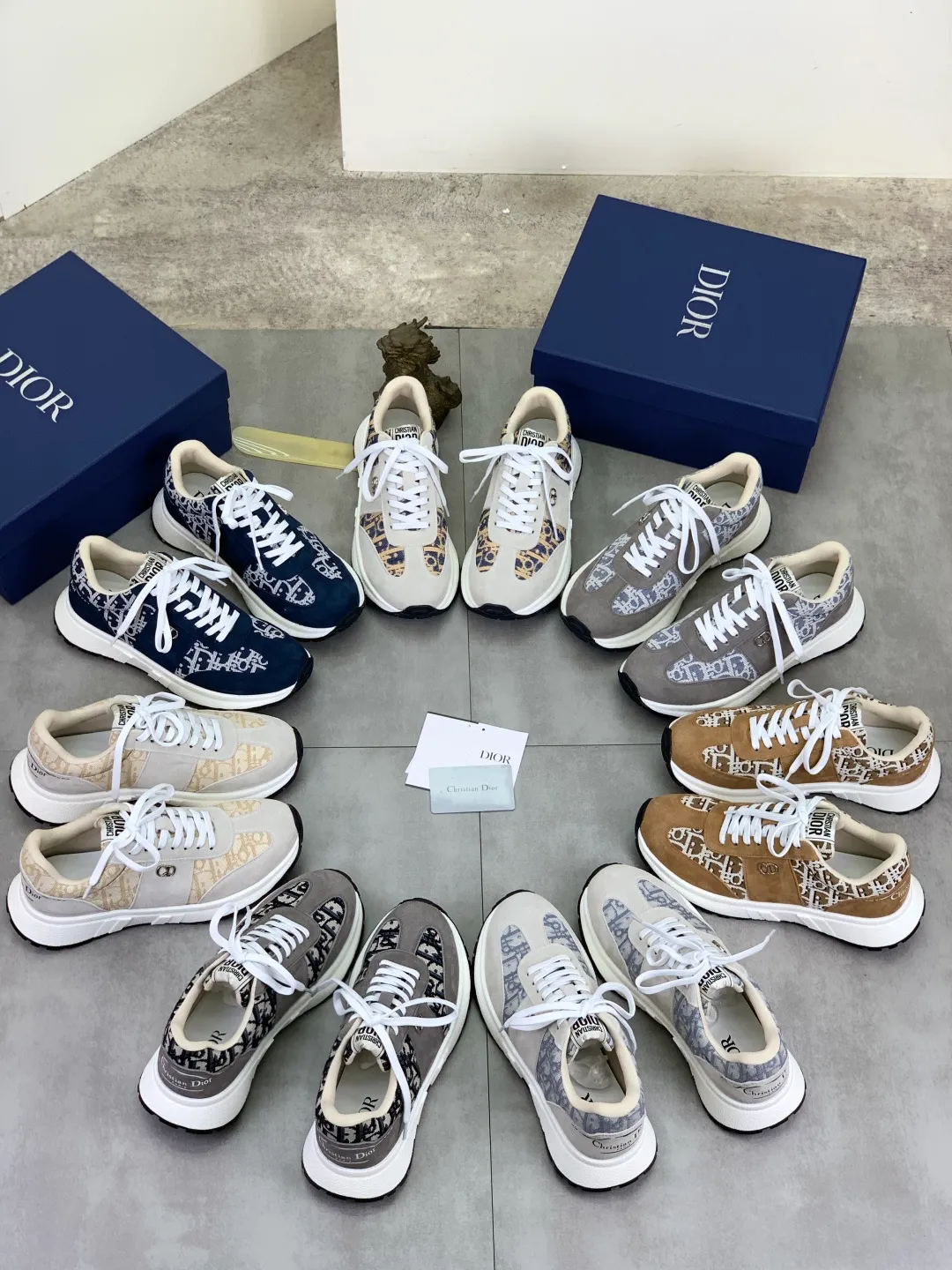 Men's Men's Shoes💰P440💰[New Style]🆘[Dior] 2025 Dior Original Lace-up Low-top Men's Shoes Classic casual shoes 🔥This model is the official classic model, with high quality and made by famous original designers. It is made of high-quality cowhide with original materials➕comfortable and breathable mesh lining➕pigskin insole. The perfect last shape and generous and fashionable design have attracted many consumers and are suitable for drivers to drive🚗. What you want is the best quality in the market. Color: seven colors. Code number: 38--44 (45 46 customized)